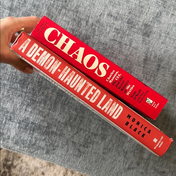 Bundle of 2 Non-Fiction Books | EUC - Picture 3 of 6